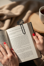 Separador DSLR lifestyle - clip en libro